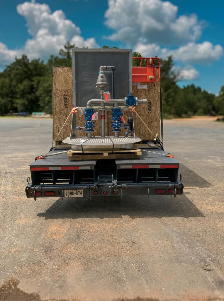 TopVault S loaded onto delivery truck.