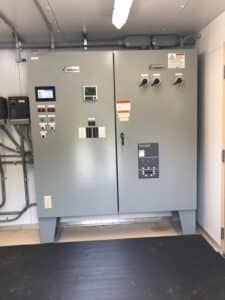 Control panel inside Walk-In PumpMate